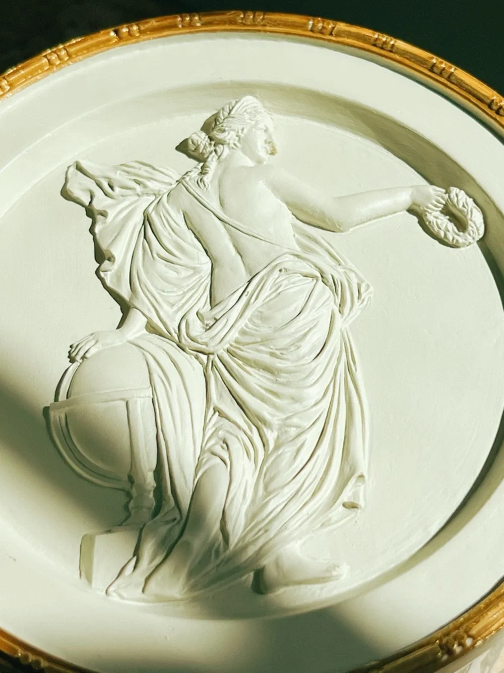 NEW Modern Alchemy Santal Amber Bougie Parfumee 15.1 OZ Candle Decorative Lid